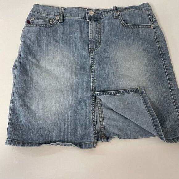 Z. Cavaricci Vintage Blue Jean Mini Skirt, Size 7 - Picture 2 of 7